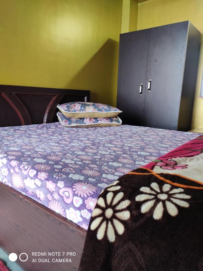 Swarna Kamal Homestay Darjeeling  Bilik gambar